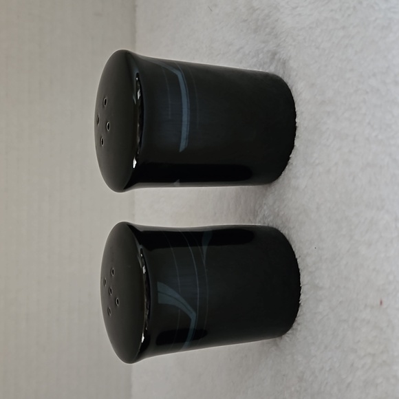 Vintage Mikasa Galleria Opus Black Calla Lily Creamer and Salt & Pepper - Picture 8 of 9